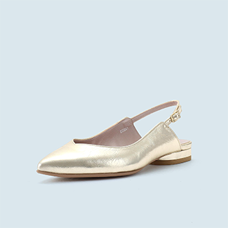 SHOES CONCIERGE｜【Oggiセレクト】働く30歳からは、靴＆バッグ