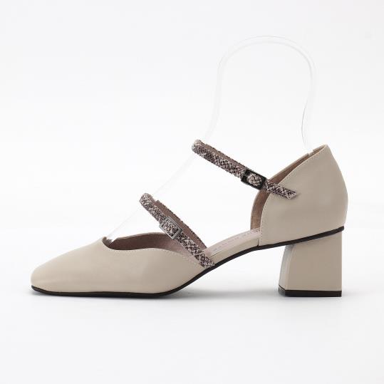 ヒールの傷隠し｜おしゃれなヒールカバー｜ヒールクローズ heel