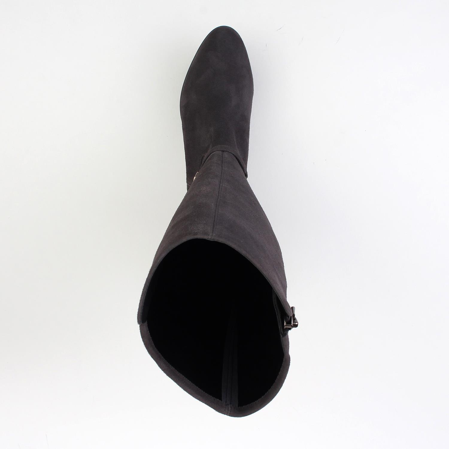 月末価格！Theory ブーツ　Calf WF305 ブラック 39.0 Theory ブーツ Calf WF305 ブラック 39.0 - メルカリ