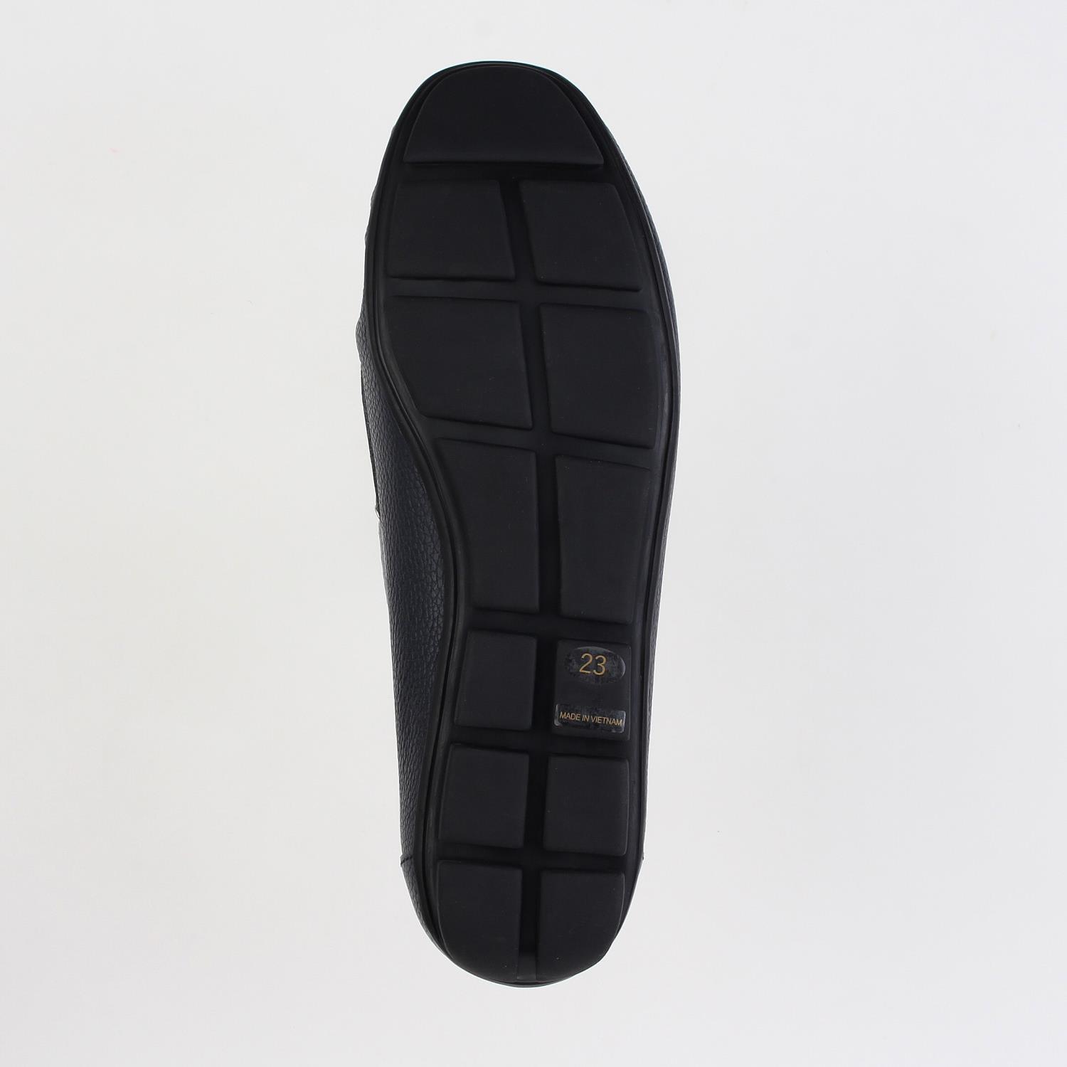 【美品】銀座かねまつ　本革　23.5 ドライビングシューズ　　黒　タッセル 未使用級✨銀座かねまつ ドライビングシューズ ローファー