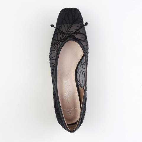 未使用 銀座かねまつ バレエシューズ ポインテッドトゥ アニマル 甲ゴム付き SHOES CONCIERGE