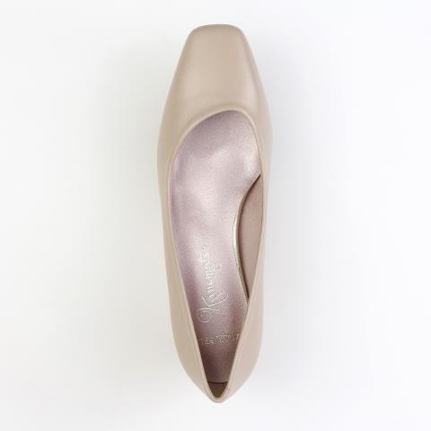 良品✨セリーヌ パンプス 金具 レザー 37 24cm相当 ベージュ SHOES CONCIERGE