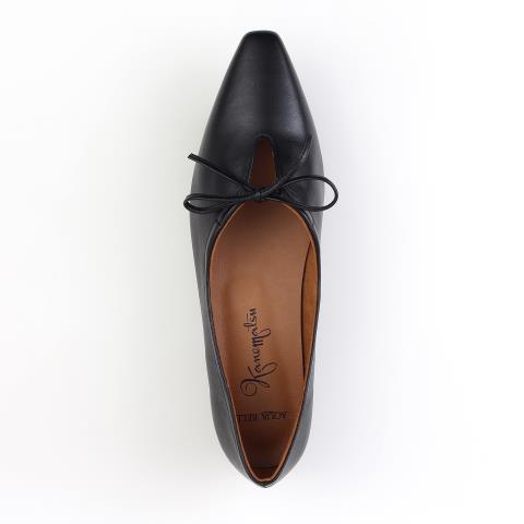 新里 SHOES CONCIERGE