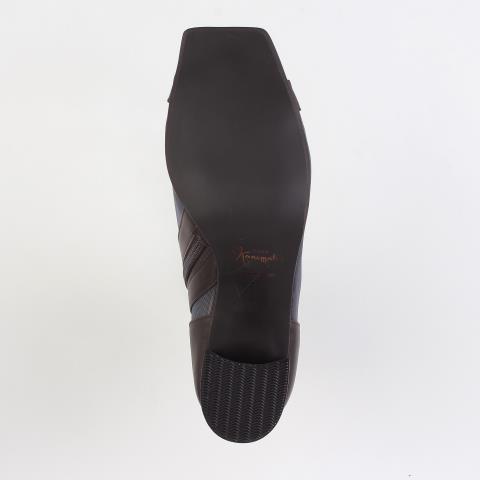 6万取引突破★UPS速達便利用！【FERRAGAMO】CORNELYA 55_ブーツ 6万取引突破☆UPS速達便利用！【FERRAGAMO】FERDI_ブーツ