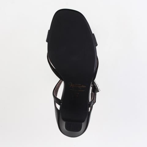 SHOES CONCIERGE